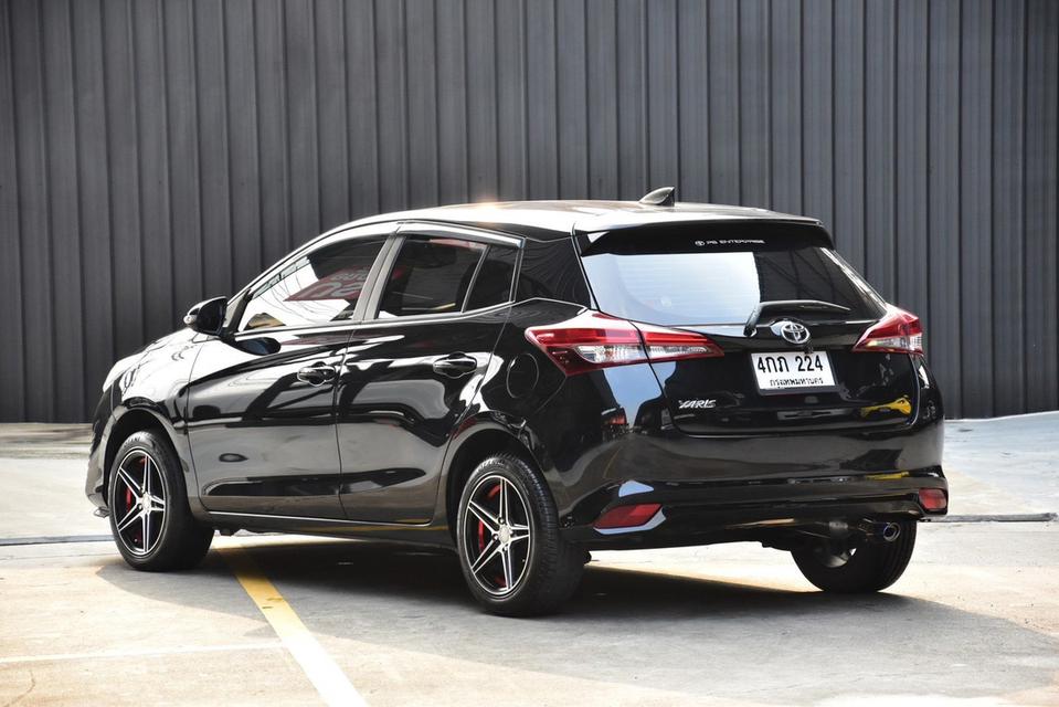 Toyota Yaris 1.2E ปี 2017 6