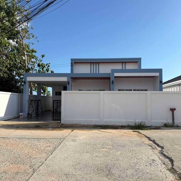 Selling House Nearly Mapprachan Lake 15