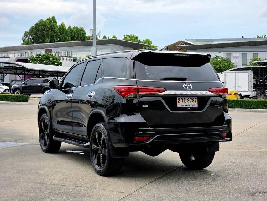 รหัสรถ PEAT626 💎 TOYOTA FORTUNER 2.8 TRD Sportivo ปี 2017 รูปที่ 5
