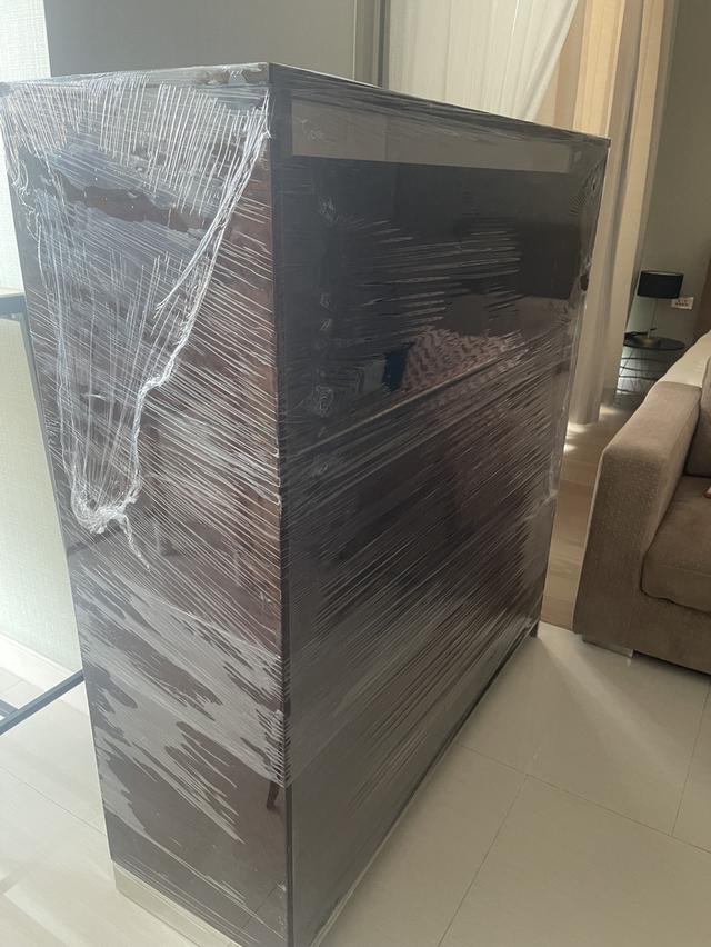 ตู้โชว์หรือชั้นเก็บของ