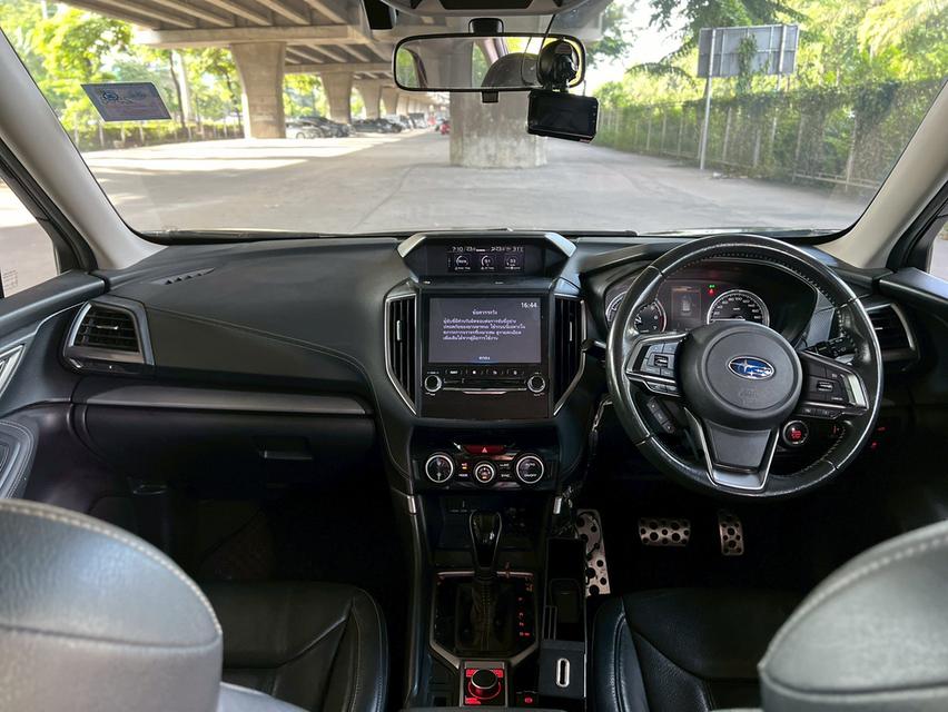Subaru Forester 2.0i-P AWD AT ปี 2019  รถสวยมือเดียว ฟรีดาวน์ พร้อมใช้งาน 11