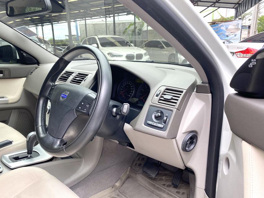 VOLVO V50 2.0 ปี2013 7