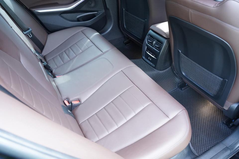 320d M Sport G20 8