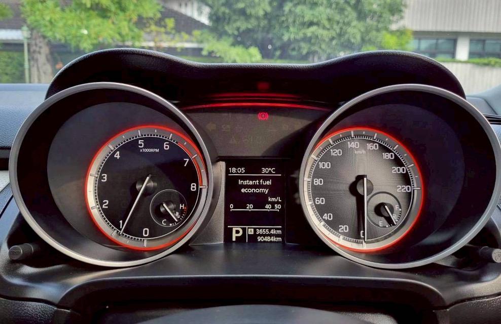 Suzuki Swift 1.2 GLX Navi Top สุด ปี 2019 รูปที่ 7