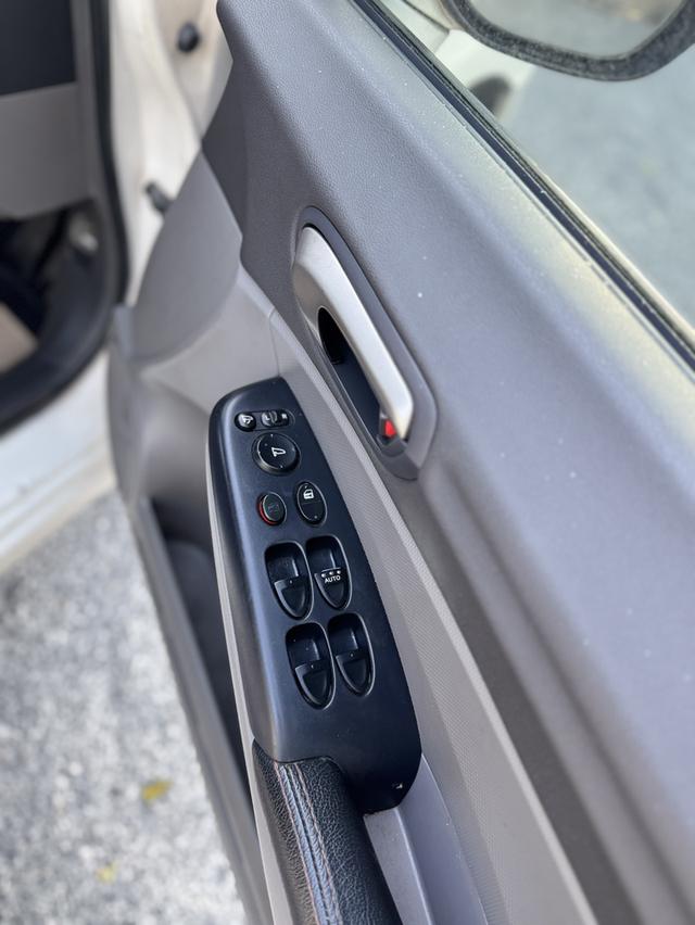 Honda civic 2010 145,000 บาท 8