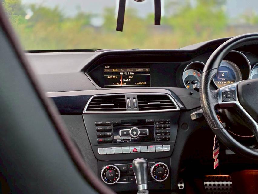 BENZ C180 CGI Coupe AMG (W204) 2011 คุ้มมากๆ แต่งมาหลายแสน 15