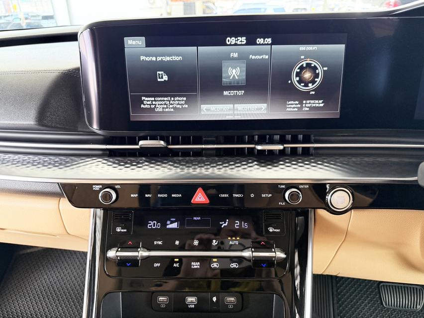 Kia Grand Carnival 2.2 SXL (ปี 2025) Wagon AT 9