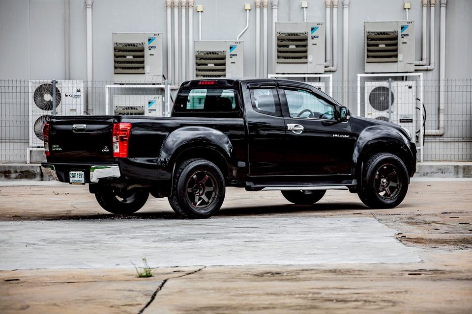 ISUZU D-MAX Hi-lander Cab 1.9 Ddi L ปี 2018 สีดำ มือเดียวป้ายแดง