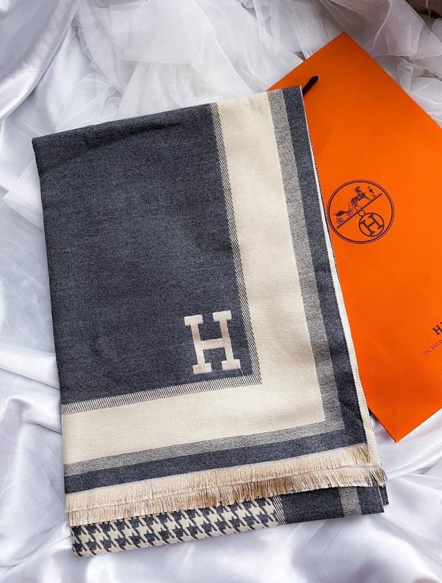 ผ้าคลุมไหล่Hermes 7
