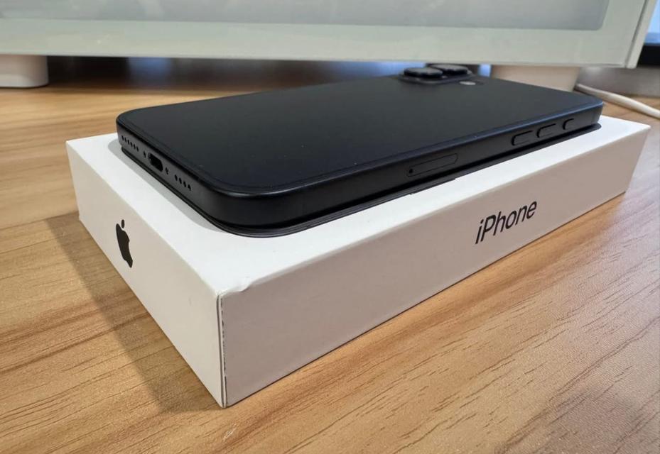 iPhone 16 Plus สี Black พร้อมขาย 5