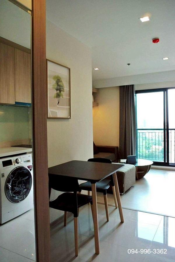 For sale RHYTHM SUKHUMVIT 36-38 ใจกลางทองหล่อ ใกล้ BTS ชั้น 10 วิวสระ โทร 094-9963362 3