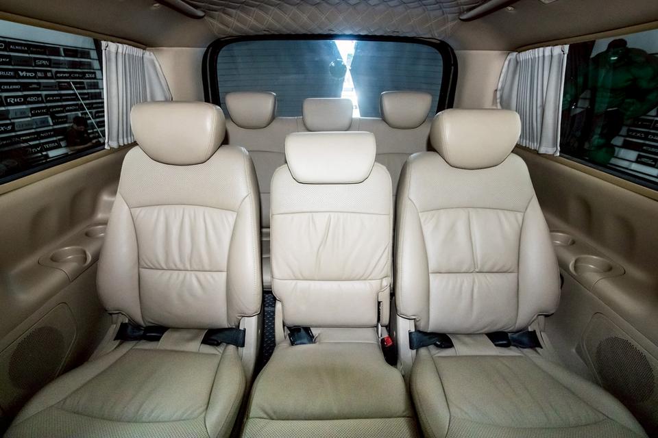 HYUNDAI H-1 2.5 DELUXE 2011 13