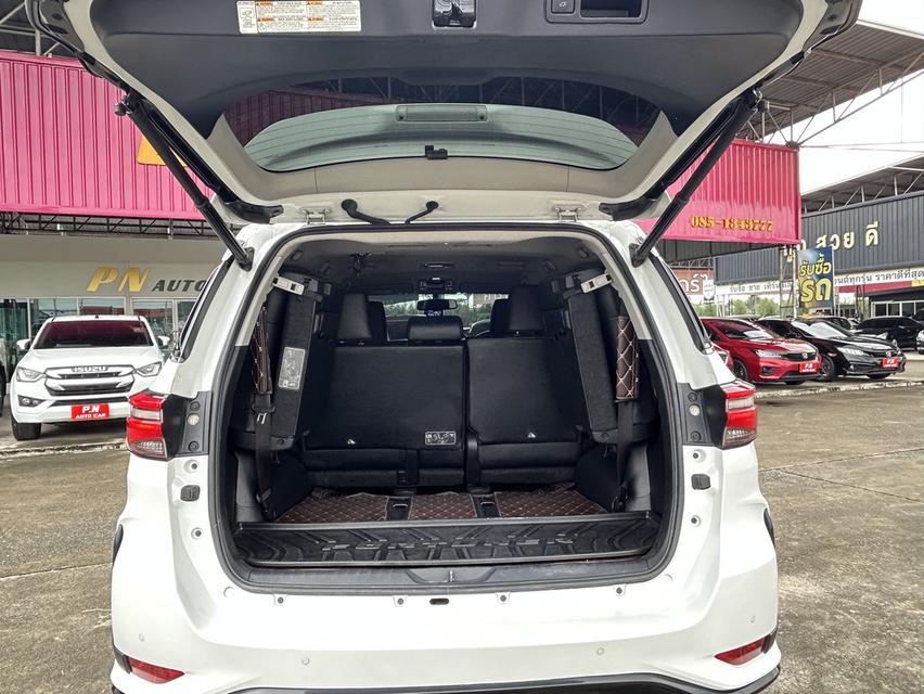 TOYOTA FORTUNER 2.4 LEADER AT ปี 2023 รถมือสอง ราคา 945,000 บาท รูปที่ 10