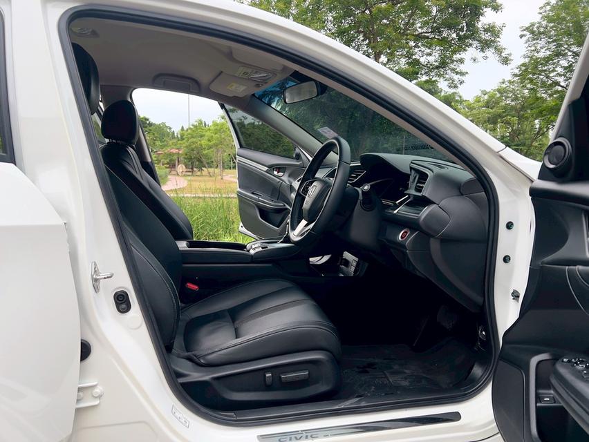 Honda Civic 1.8EL ปี 2019 9