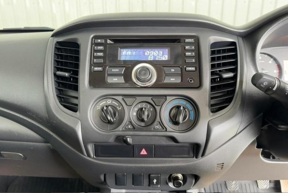 Mitsubishi Triton 2.5 GL Single Cab ดีเซล เกียร์ธรรมดา ปี2022 12