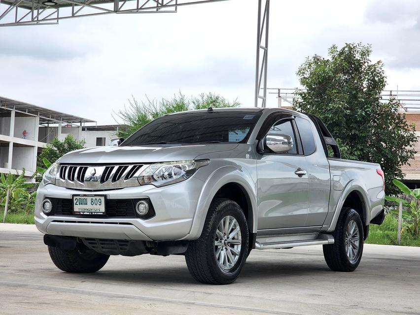  Mitsubishi Triton Cab 2.4 Top pushstart  A/T  ปี 2017 จด 2018