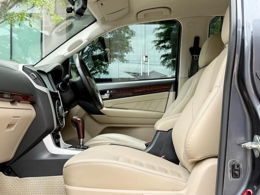2018 ISUZU MIX 3.0 4WD รุ่น TOP สุด รถสภาพสมบูรณ์พร้อมใช้งาน รถวิ่งน้อย เข้าศูนย์ทุกระยะ ไม่เคยมีอุบัติเหตุครับ 13