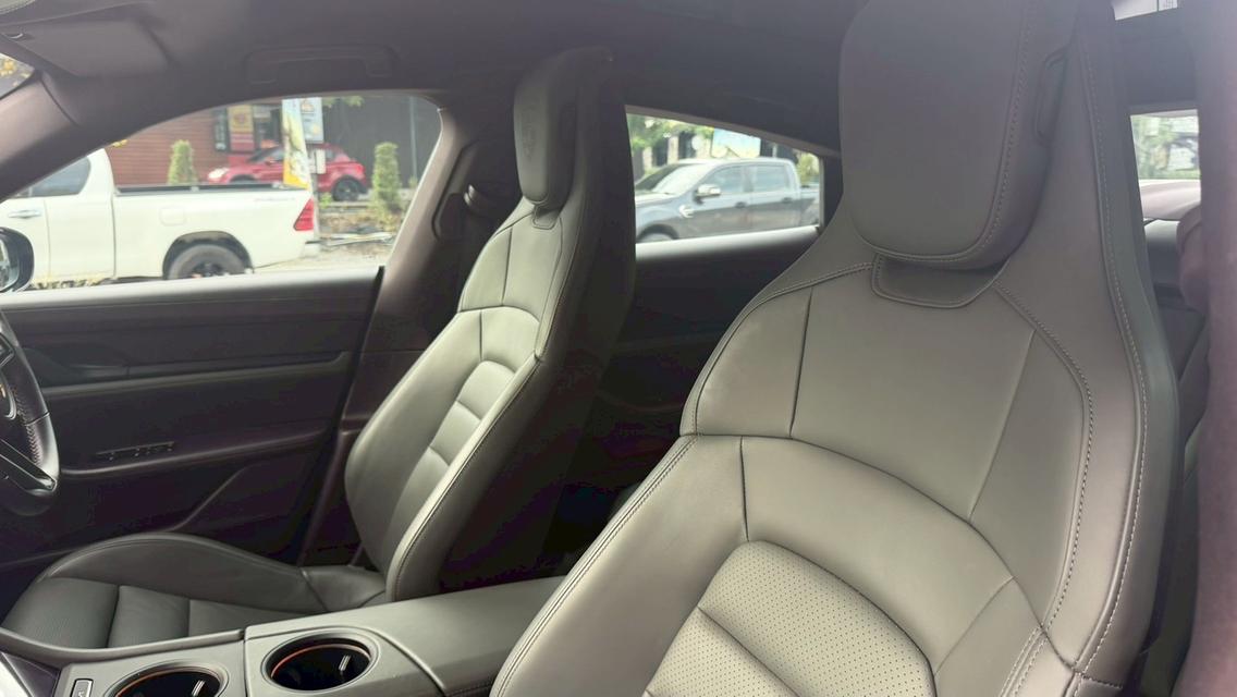 2021 PORSCHE TAYCAN สีดำ Milage 26,XXX KM ออฟชั่นล้นๆ รถศูนย์ AAS วารันตีแบต ถึง ปี29 ใช้ต่อสบายใจสุด HOTPRICE 3.29 MBCall 📞 092-666-2162 Tony รูปที่ 9