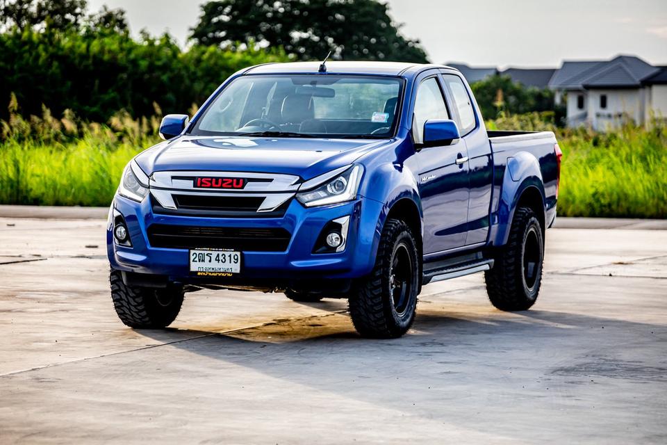 ISUZU D-MAX Hi-lander Cab 1.9 Ddi L ปี 2019 สีน้ำเงิน 
