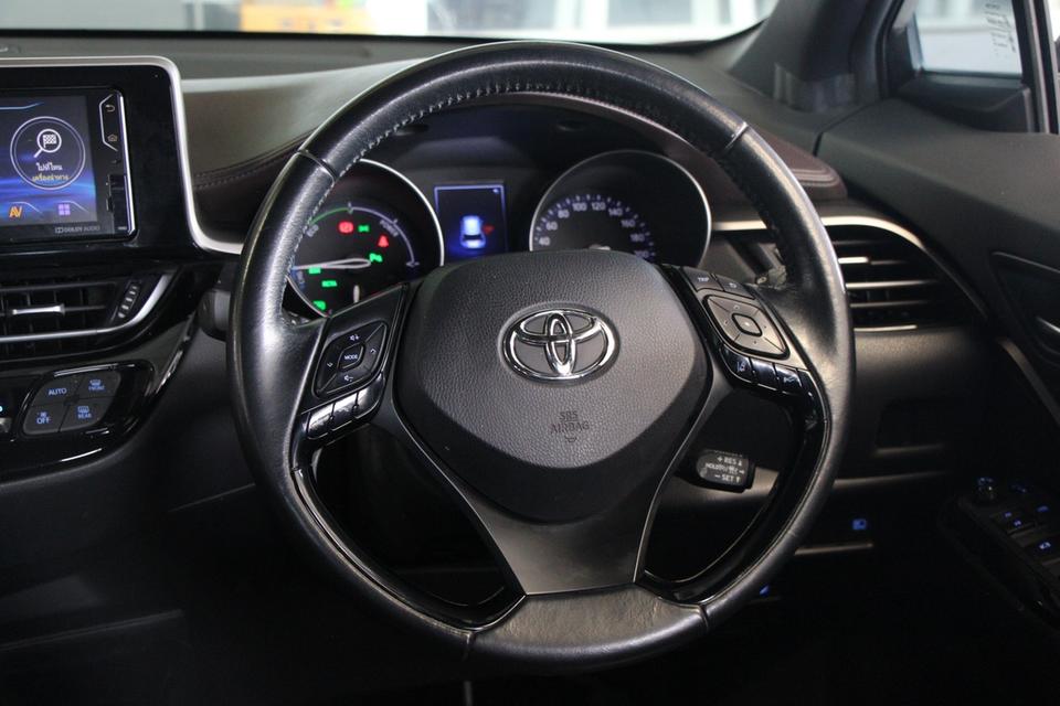 TOYOTA CH-R