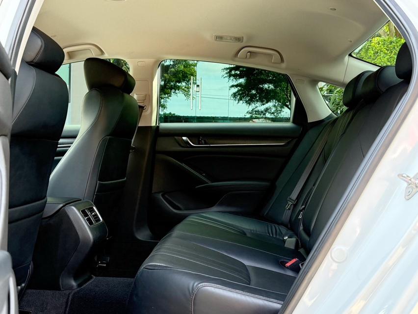 2020 HONDA ACCORD 1.5 EL รถมือเดียวออกป้ายแดง รถวิ่งน้อย เข้าศูนย์ทุกระยะ ไม่เคยมีอุบัติเหตุครับ 15