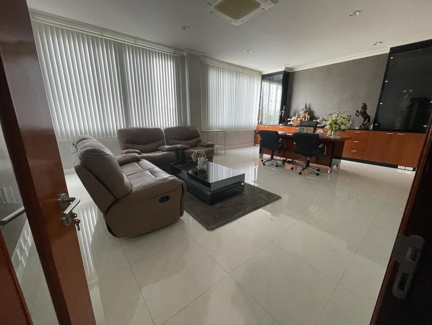 ขายโรงงาน พร้อมสำนักงาน พิกัด ต.บ่อเงิน อ.ลาดหลุมแก้ว จ.ปทุมธานี 17