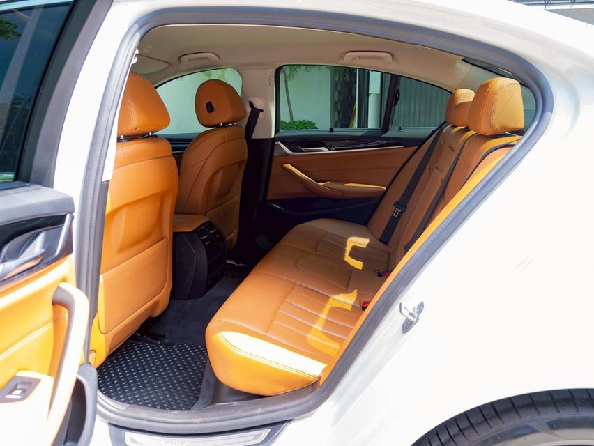 BMW 530e Elite ปี 2023 รูปที่ 9