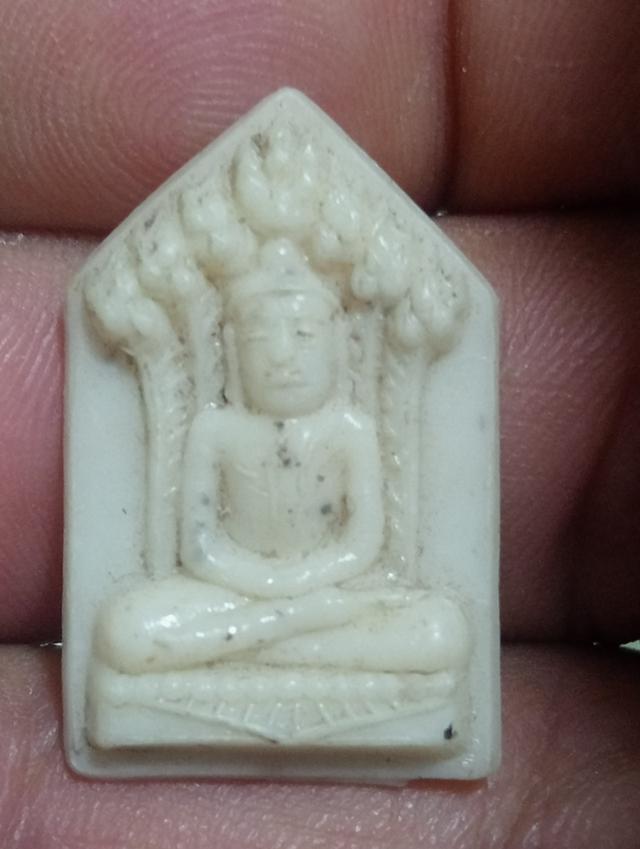 พระพุทธหลวงพ่อเดิมวัดหนองโพ 11