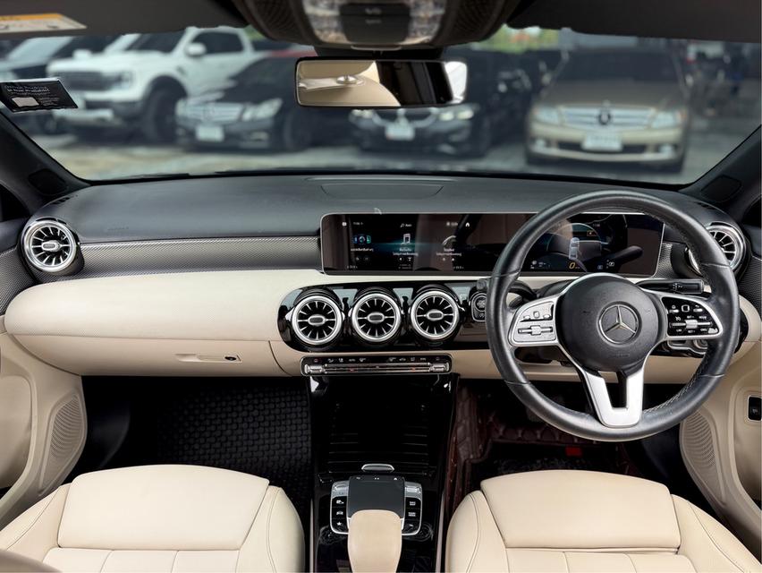 ขาย Benz A200 ปี18 12