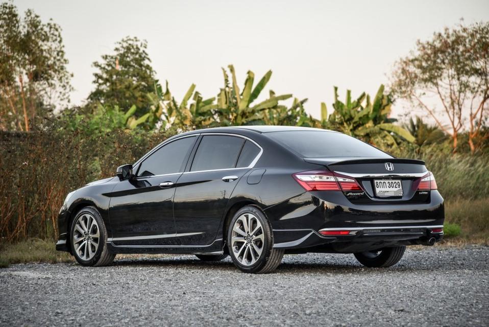 ขายHonda Accord 2.0El ปี18 3