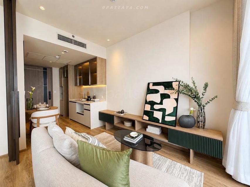 For Sale — Direct Sea View Condo at Arom JomtienDirect sea view condo for sale at Arom Jomtien, a first-line beachfront project in Jomtien. Available 3