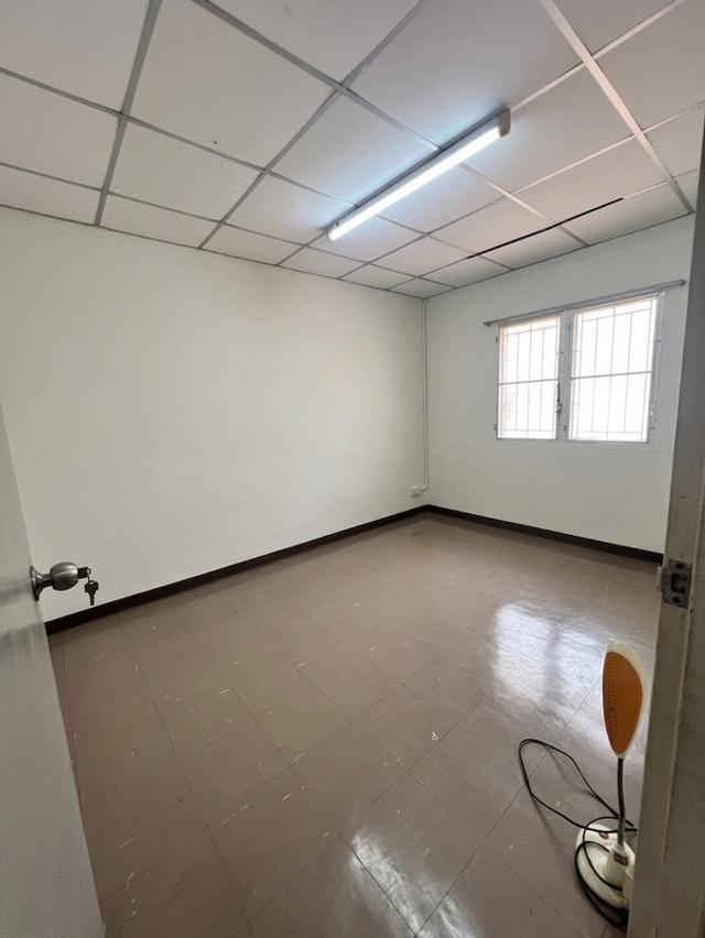 ขายทาวน์โฮม หมู่บ้านเอื่ออาทร 7/3 ลำลูกกาคลอง7 799,000 บาท 18