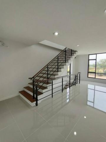 ให้เช่าอาคารพาณิชย์พร้อมโกดัง450ตร.ม.หลังมุมย่านบางใหญ่นนทบุรีซอยกัตนาใกล้ รพ.บางใหญ่ 6
