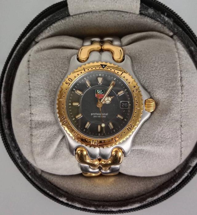 19.TAG HEUER ระบบ Quartz Boy size หน้าปัด 36 mm พร้อมกล่องแท้