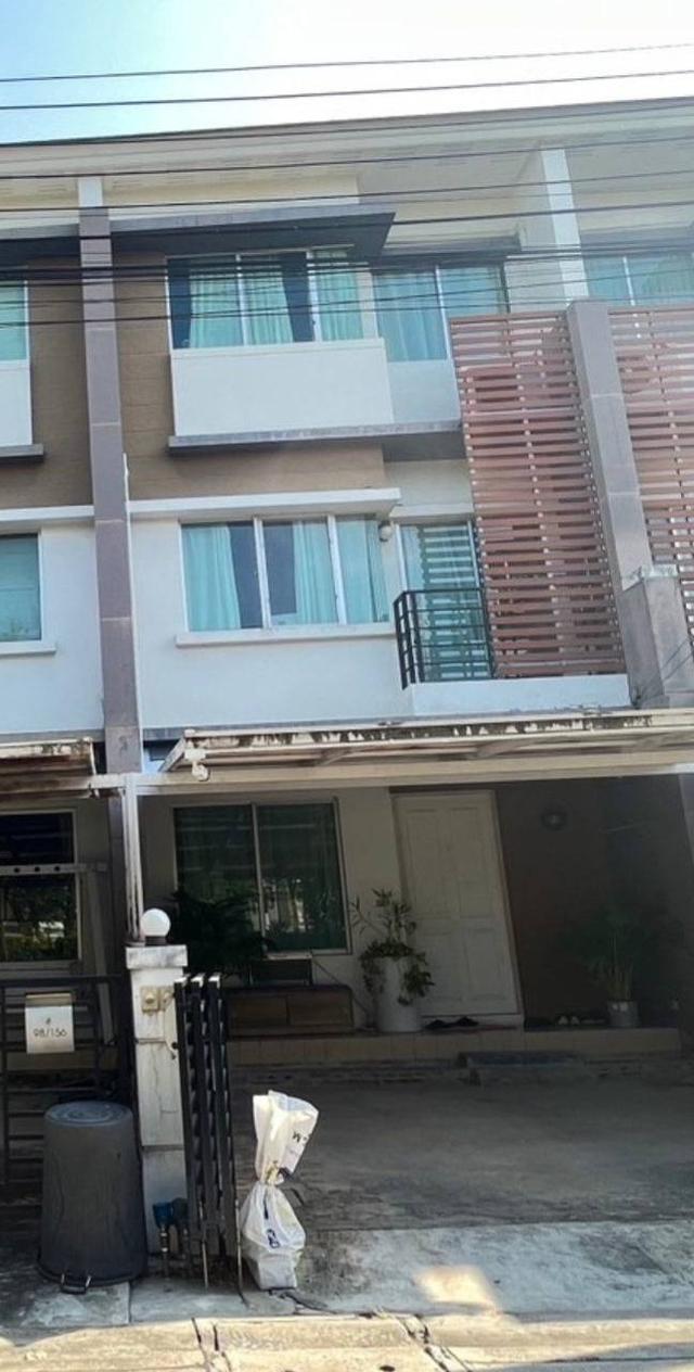 ประกาศขายบ้านพร้อมที่ดินเส้นอ่อนนุช-ลาดกระบัง 1