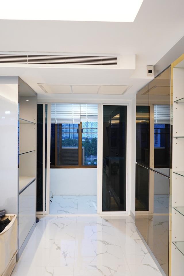 ขายคอนโดวิวิด ทาวเวอร์ ห้องใหญ่ บิ้วท์อินครบ 1
