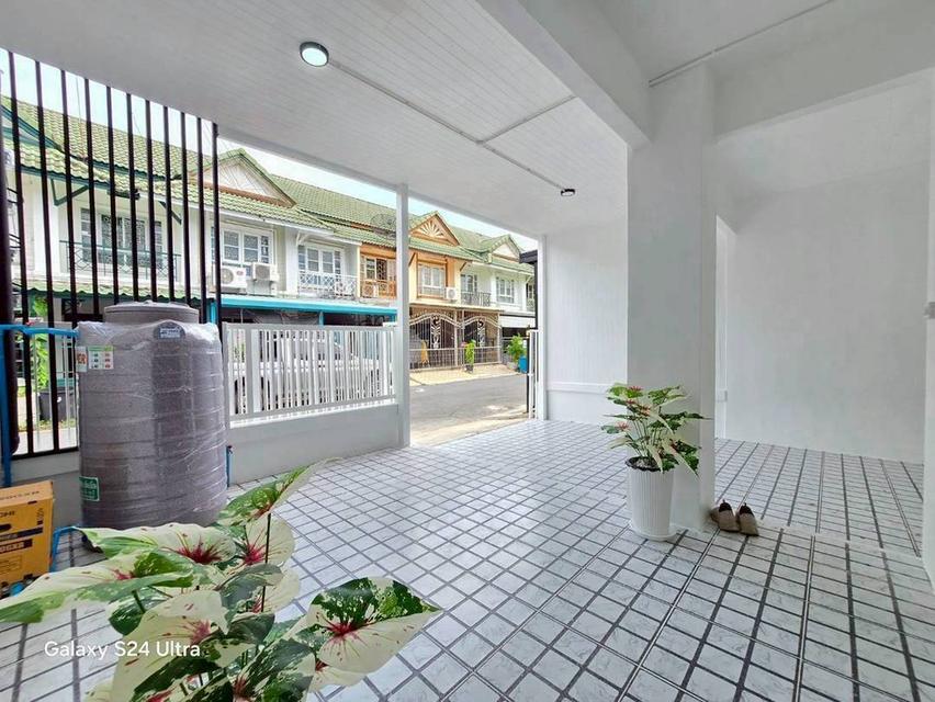 🧡หมู่บ้านพฤกษา14A วัดลาดปลาดุก 🧡ทาวน์เฮาส์ 2 ชั้น มีระเบียงด้านหน้า ตกแต่งใหม่พร้อมอยู่ 2
