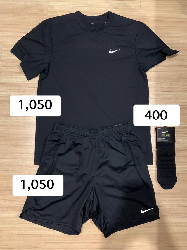 ชุดวิ่ง เสื้อ กางเกง ถุงเท้า