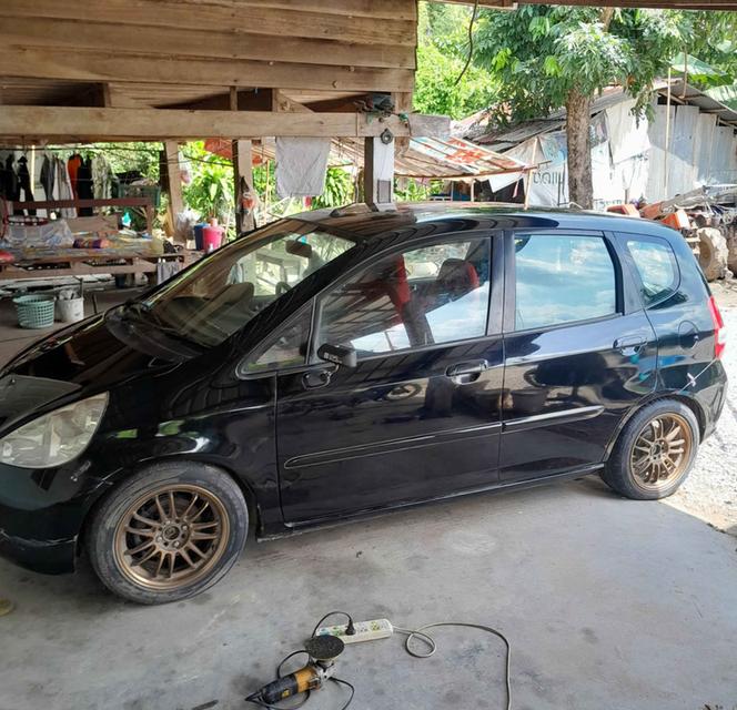 Honda Jazz ปี 2005 รถสวยวิ่งได้ดี พร้อมส่งมอบ 5