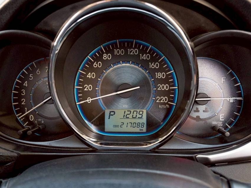 TOYOTA VIOS 1.5E ปี 2013 ♨️ #ประกันเครื่องเกียร์3ปี /30,000 km. ♨️ 15