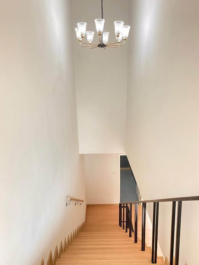 🏢 ให้เช่าสำนักงาน/Office 3 ชั้น ทำเลแม่เหียะ-หางดง ใกล้ตลาดแม่เหียะเพียง 2.3 กม. 3-Storey Office Space for Rent 4