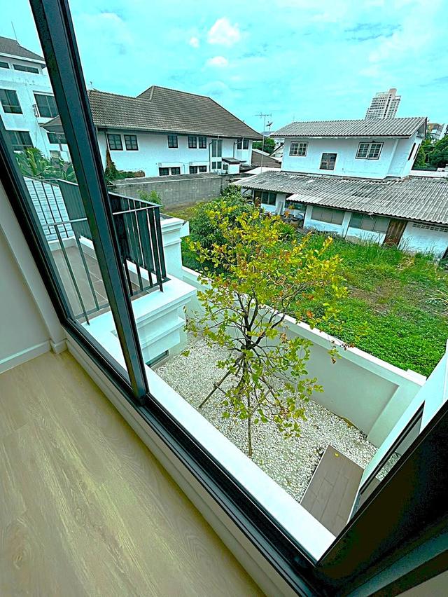 🏡 บ้านเดี่ยวหลังมุม รีโนเวทใหม่ทั้งหลัง 📍ใจกลางรัชโยธิน – รัชดา 42 14.9 ล้าน 10