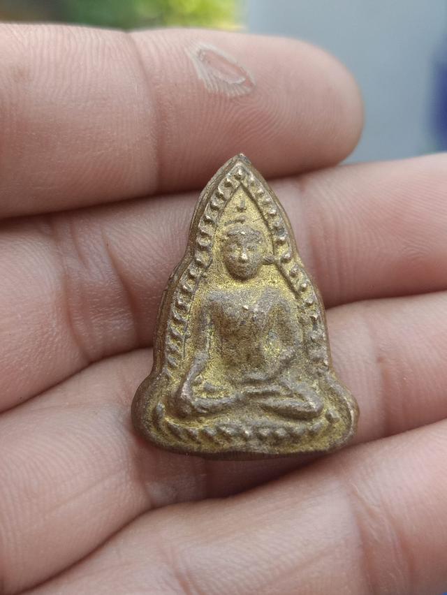 หลวงพ่อเงินวัดดอนยายหอม