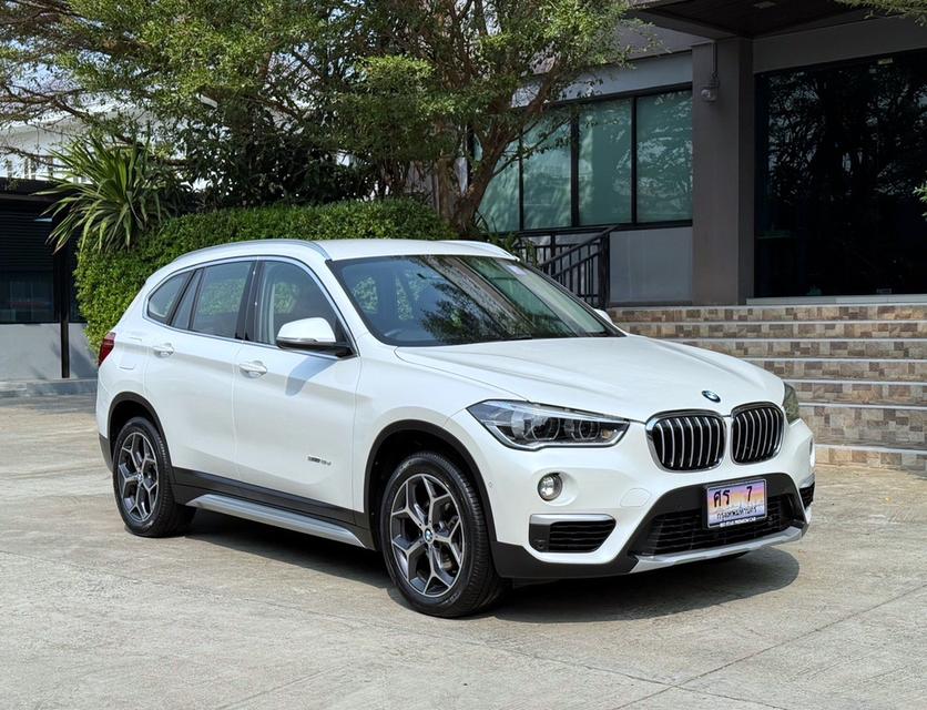 2017 BMW X1 18d ( ดีเซล ) F48 รถออกศูนย์ BMW THAILAND รถวิ่งน้อย เข้าศูนย์ทุกระยะ ไม่เคยมีอุบัติเหตุครับ