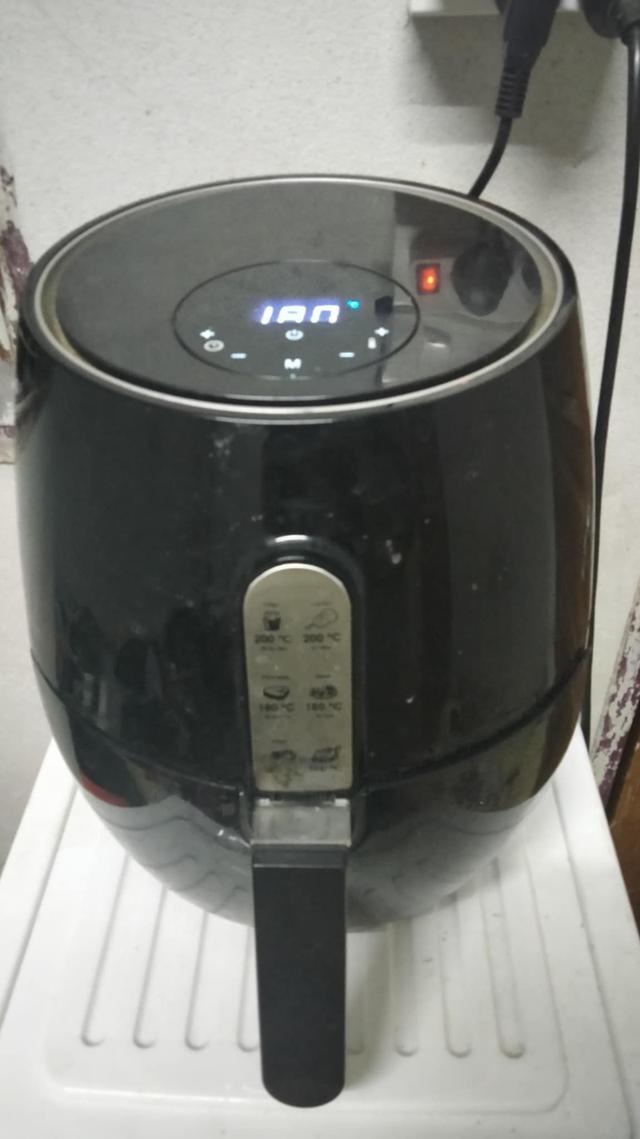 หม้อทอดไร้น้ำมัน Air fryer LQ-3501B