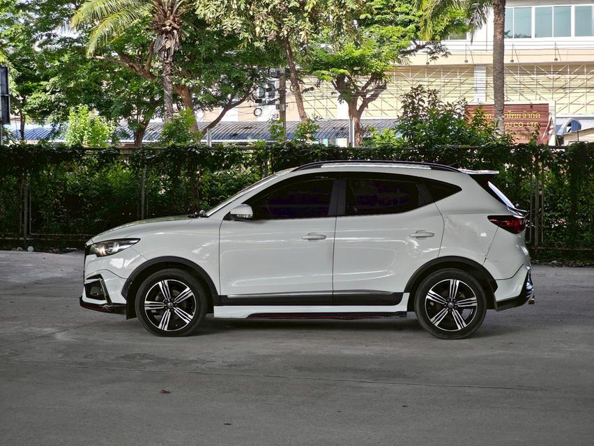 ขายรถ MG ZS 1.5X sunroof ปี 2019 สีขาว เกียร์ออโต้ 7