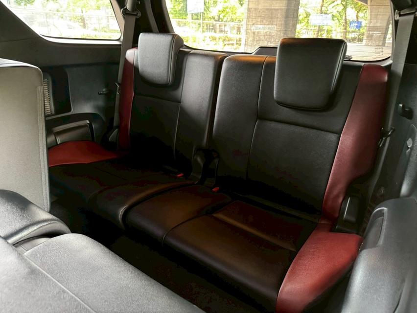 ขายรถ Toyota Fortuner Legender 2.4 2WD ปี 2022 สีดำ เกียร์ออโต้ 14