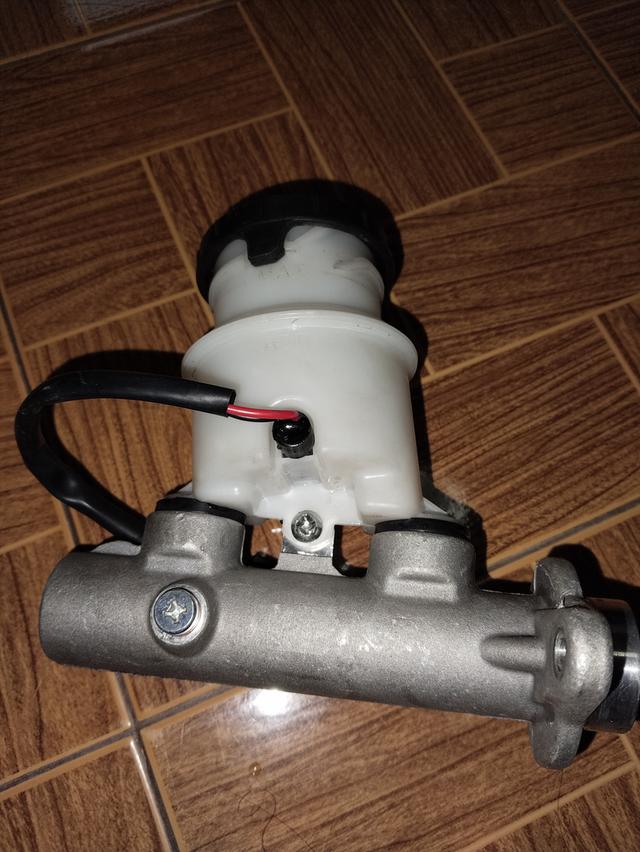 แม่ปั๊มเบรค ISUZU TFR