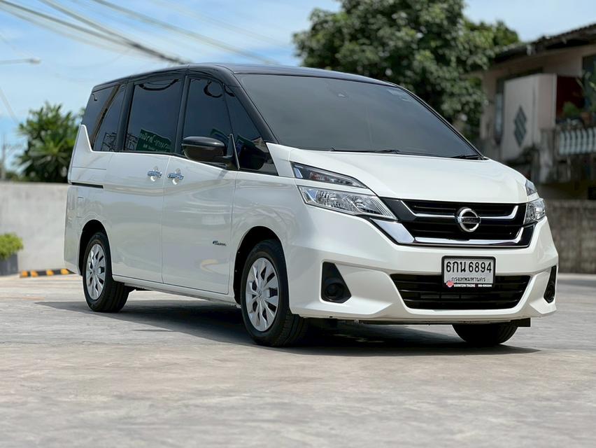ปี 2017 NISSAN SERENA HYBRID 2.0 X สีขาว เบนซินไฟฟ้า ตัวท็อป