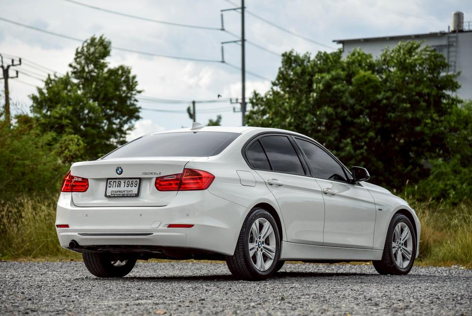 รหัสรถ CBL1989 BMW 320d 2.0 Sport F30 AT 2015 3